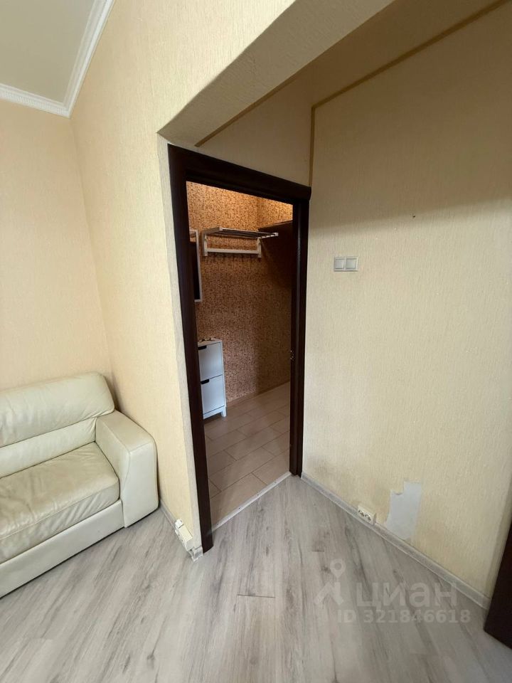 Продажа 1-комн квартиры на вторичном рынке улица Заморенова, 5С1