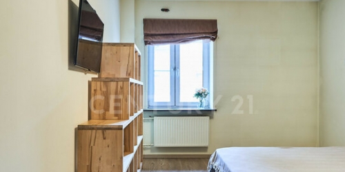 2-комн квартира улица Пионерстроя,  д. 12