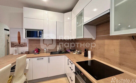 Продажа 2-комн квартиры на вторичном рынке ул Мебельная,  д. 19,  к. 2