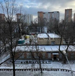 Продажа 1-комн квартиры на вторичном рынке бульвар Матроса Железняка,  д. 30 к2