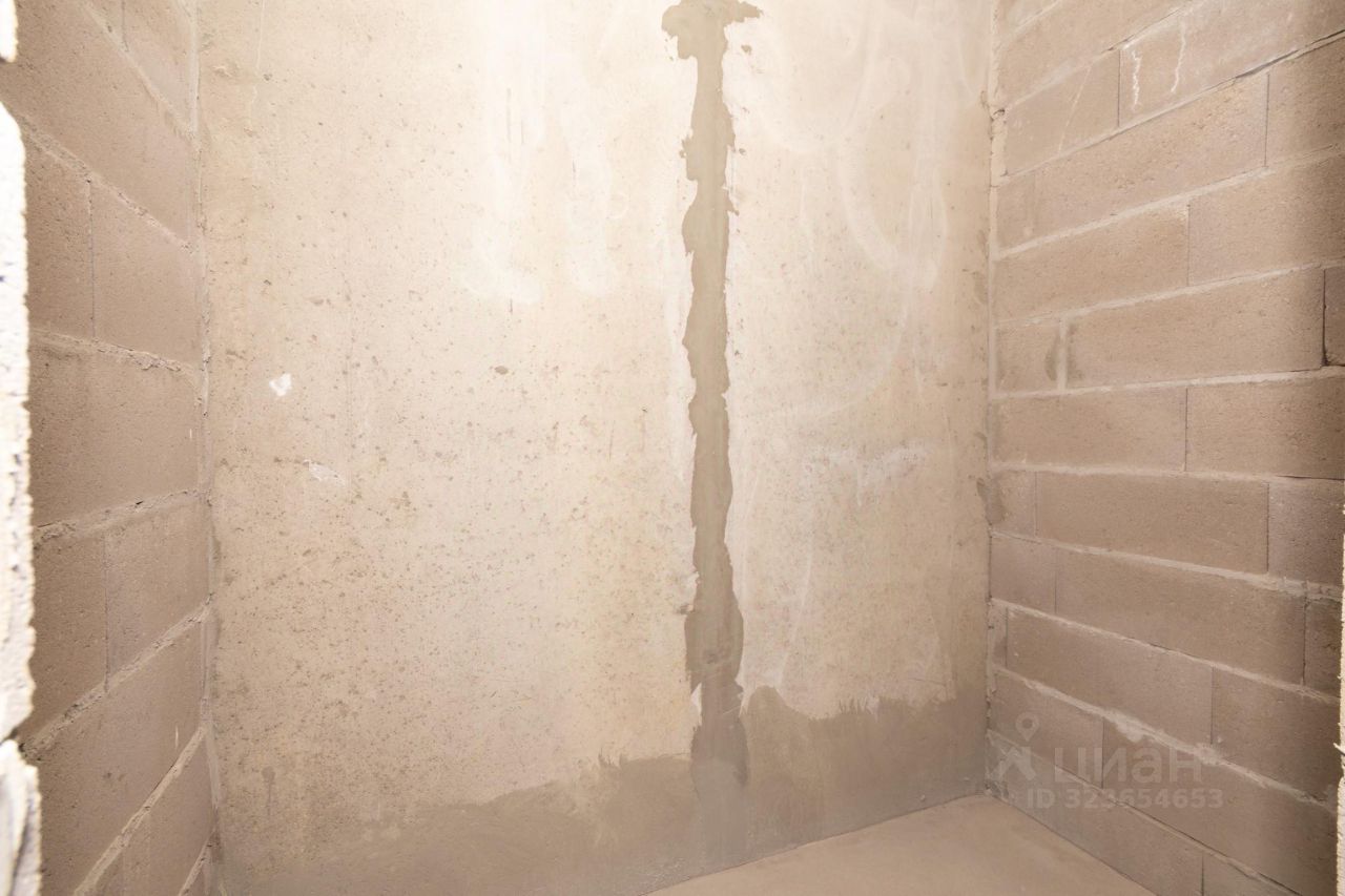 Продажа 4-комн квартиры на вторичном рынке бульвар Головнина, 3к1