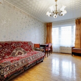Продажа 3-комн квартиры на вторичном рынке улица Леси Украинки,  д. 3