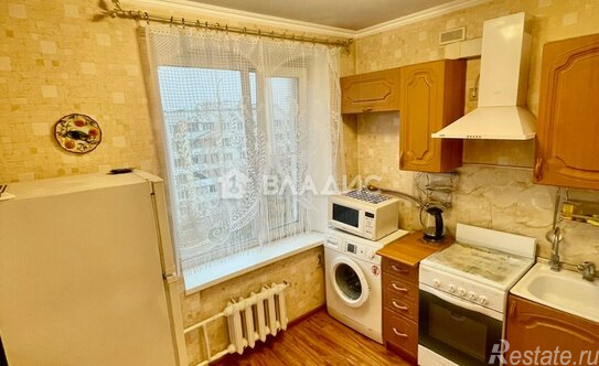 Продажа 2-комн квартиры на вторичном рынке Федора Полетаева ул,  д. 32 к1