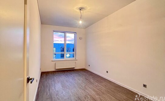 Продажа 1-комн квартиры на вторичном рынке Колпинское шоссе,  д. 125,  к. 1