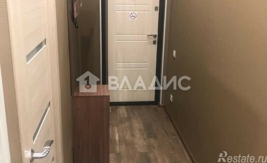 Продажа 3-комн квартиры на вторичном рынке Смольная улица