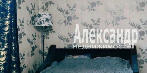 2-комн квартира улица Крюкова, 13