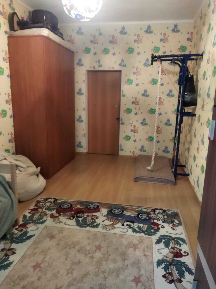 Продажа 3-комн квартиры на вторичном рынке Онежская улица, 9/4кБ