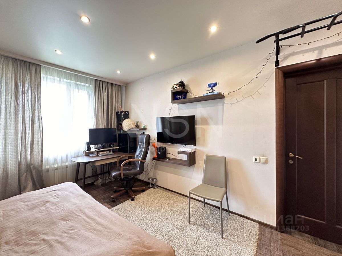 Продажа 2-комн квартиры на вторичном рынке Давыдковская улица, 10К5