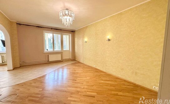 Продажа 3-комн квартиры на вторичном рынке улица Новаторов,  д. 34 к7