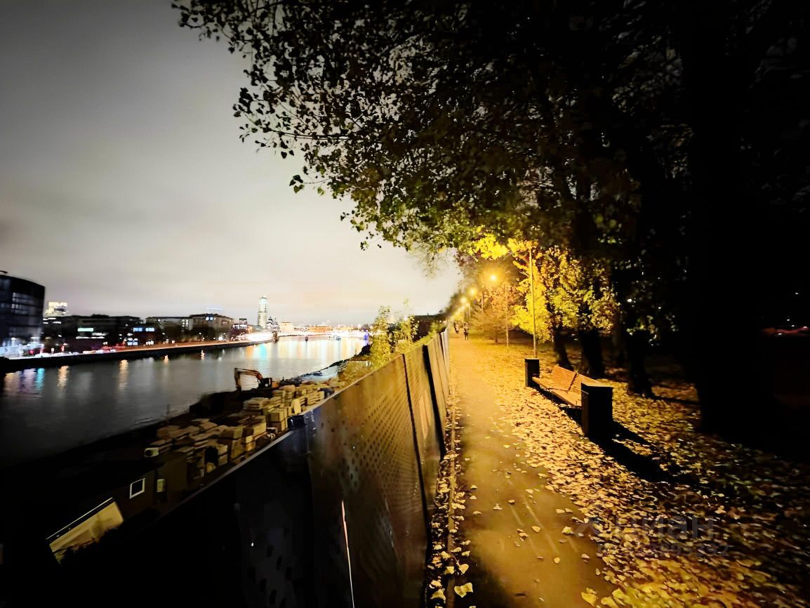 Продажа 2-комн квартиры на вторичном рынке Крутицкая набережная, 9