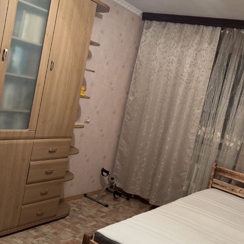 3-комн квартира Лотошино пгт, улица Центральная, 21