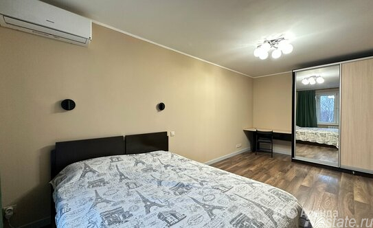 Аренда 2-комн квартиры на вторичном рынке ул Героев Панфиловцев,  д. 14,  к. 1