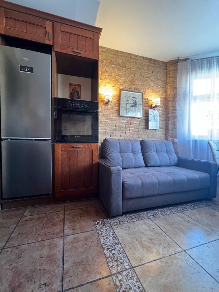 Продажа 2-комн квартиры на вторичном рынке Святоозерская улица, 32