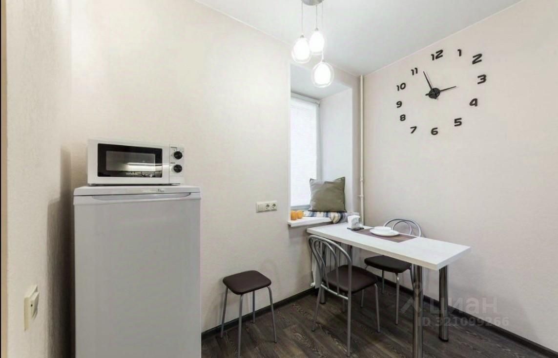 Аренда 2-комн квартиры на вторичном рынке 7-я Советская улица, 26