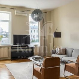 Продажа 3-комн квартиры на вторичном рынке Мерзляковский переулок,  д. 13