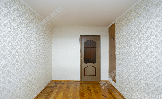 Продажа 2-комн квартиры на вторичном рынке Будапештская ул,  д. 21