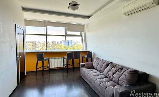 Продажа 2-комн квартиры на вторичном рынке Симферопольский проезд,  д. 18