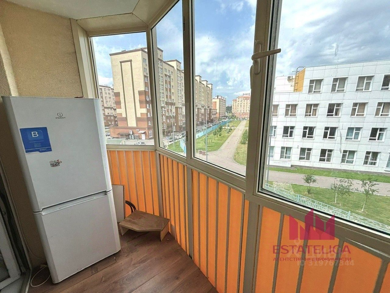 Продажа 2-комн квартиры на вторичном рынке Лопатино пгт, бульвар Солнечный, 8