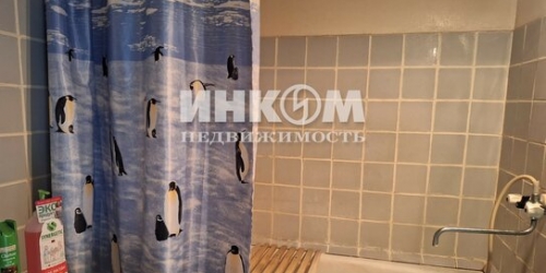2-комн квартира улица Маршала Голованова,  д. 11