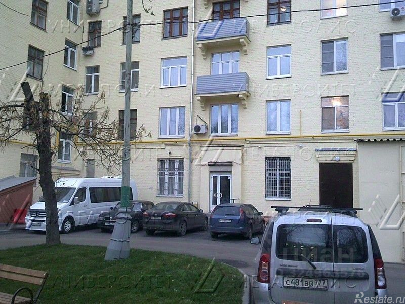 Аренда торгового помещения улица Трофимова,  д. 4