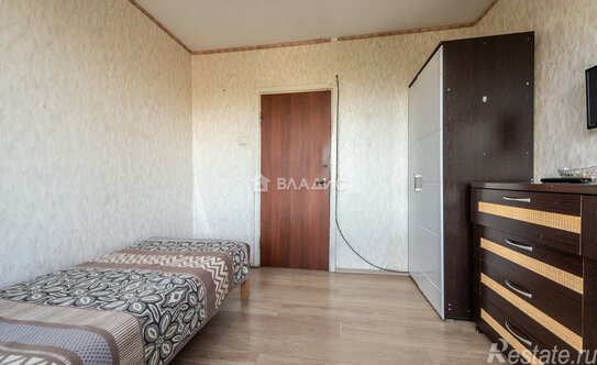 Продажа 2-комн квартиры на вторичном рынке улица Белы Куна,  д. 27