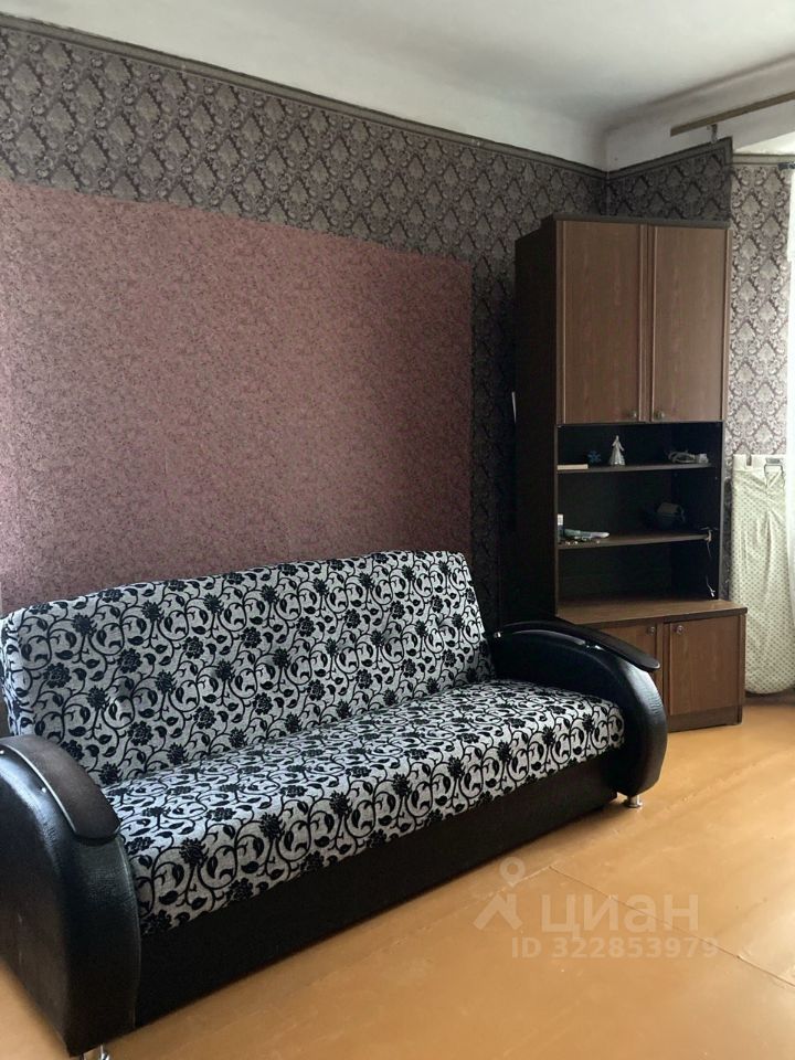 Продажа 2-комн квартиры на вторичном рынке Сланцы, улица Ломоносова, 21