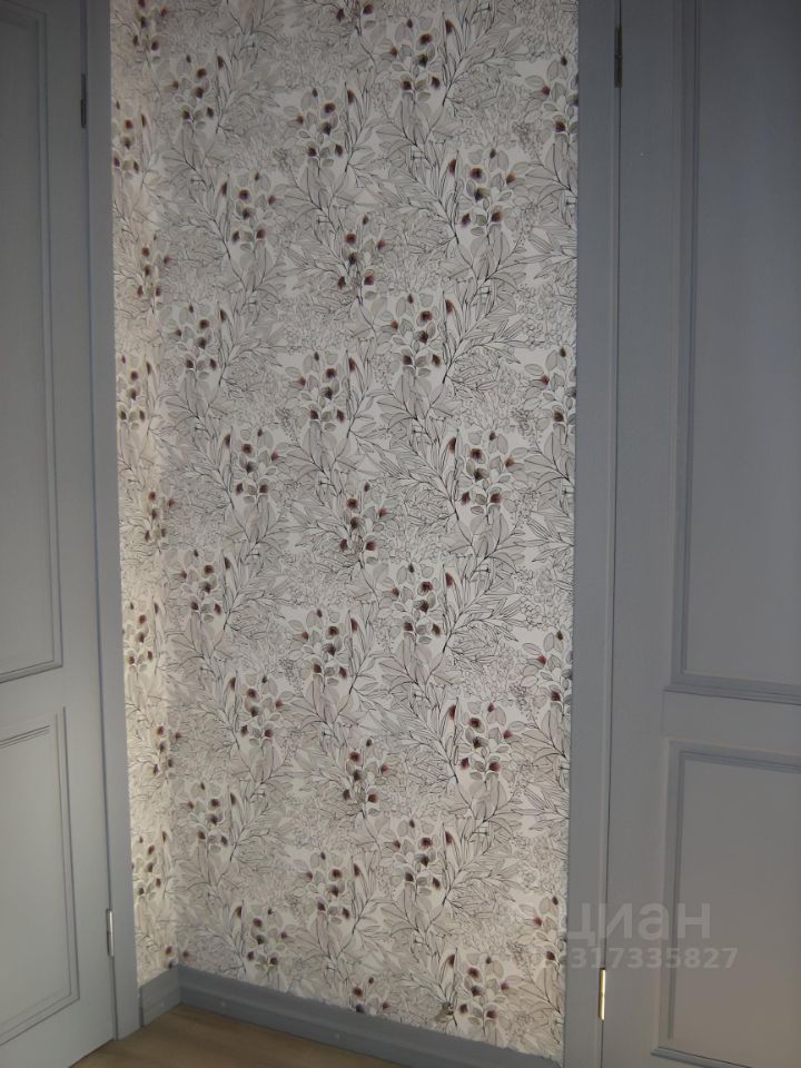 Продажа 2-комн квартиры на вторичном рынке Синявинская улица, 20