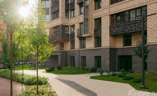 Продажа 3-комн квартиры на вторичном рынке Лиственная улица,  д. 20 к2 с1