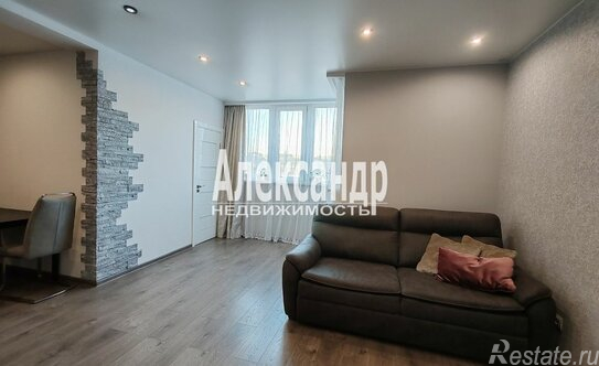 Продажа 1-комн квартиры на вторичном рынке ул Смоленская,  д. 18А