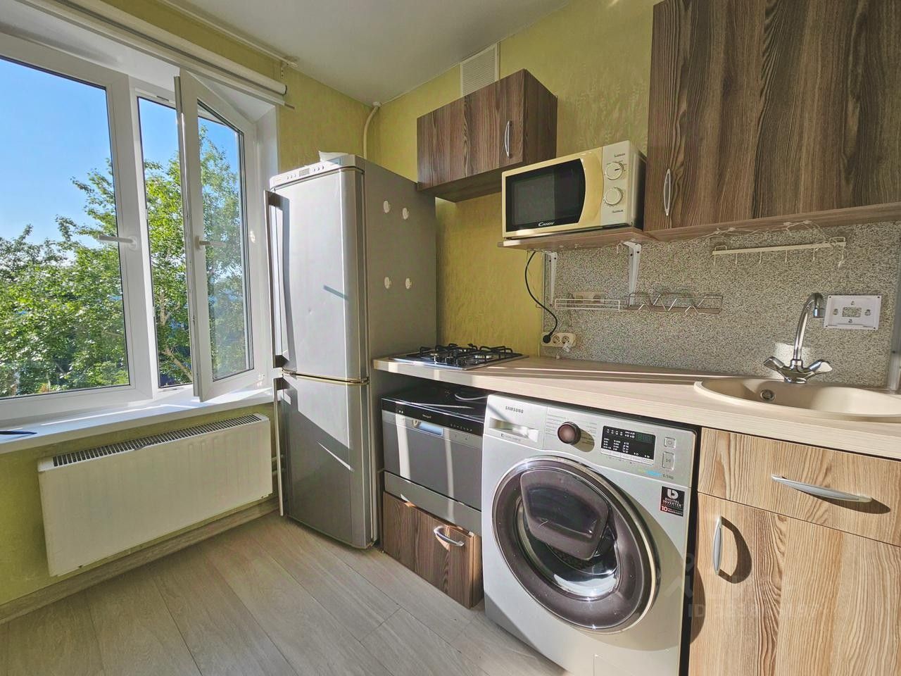 Продажа 1-комн квартиры на вторичном рынке улица Молдагуловой, 22К3