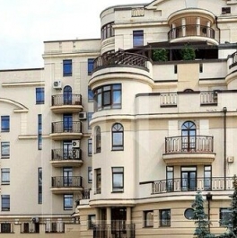 Продажа 4-комн квартиры на вторичном рынке Ростовский 7-й пер,  д. 11