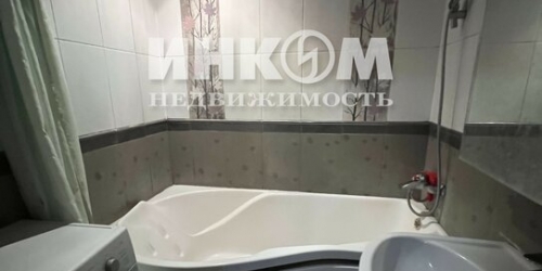 1-комн квартира улица Марьинский Парк,  д. 35