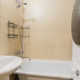 Продажа 2-комн квартиры на вторичном рынке улица Белышева,  д. 5/6