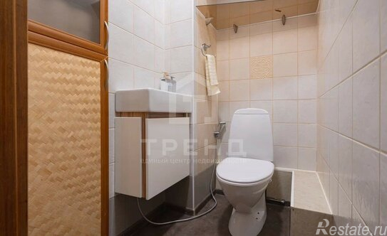 Продажа 3-комн квартиры на вторичном рынке Приморский пр-кт,  д. 22