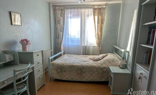 Продажа 3-комн квартиры на вторичном рынке улица Веденеева