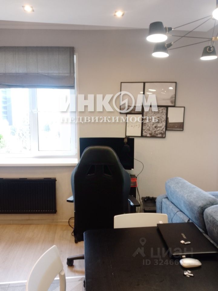 Продажа 2-комн квартиры на вторичном рынке Химки, Ленинградская улица, с21