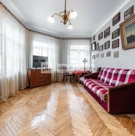 Продажа 3-комн квартиры на вторичном рынке площадь Тургенева