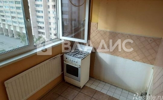 Продажа 1-комн квартиры на вторичном рынке Аэродромная ул,  д. 11,  к. 3