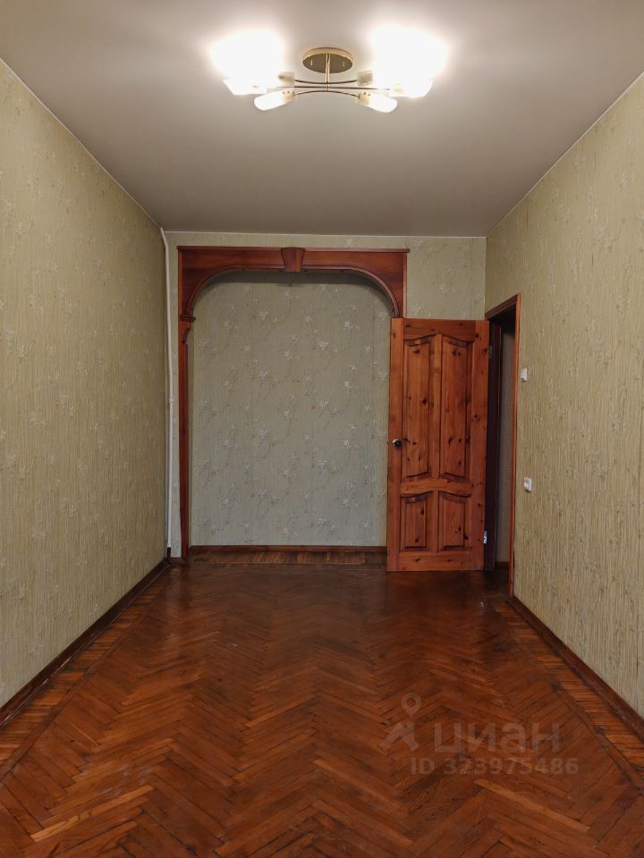 Продажа 2-комн квартиры на вторичном рынке Кондратьевский проспект, 51к1