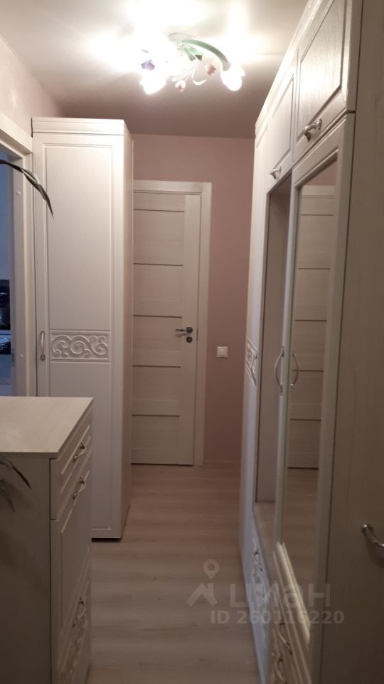 Аренда 1-комн квартиры на вторичном рынке Парашютная улица, 44к2