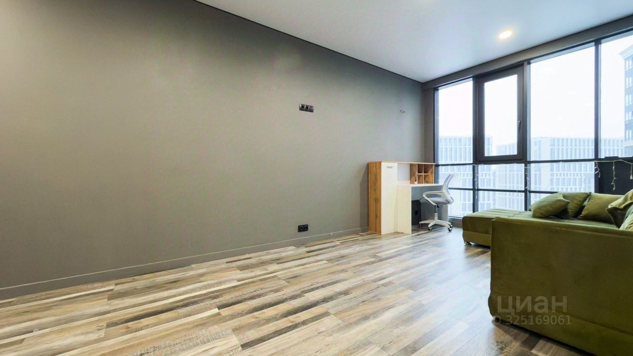 Продажа 2-комн квартиры на вторичном рынке улица Типанова, 23с1