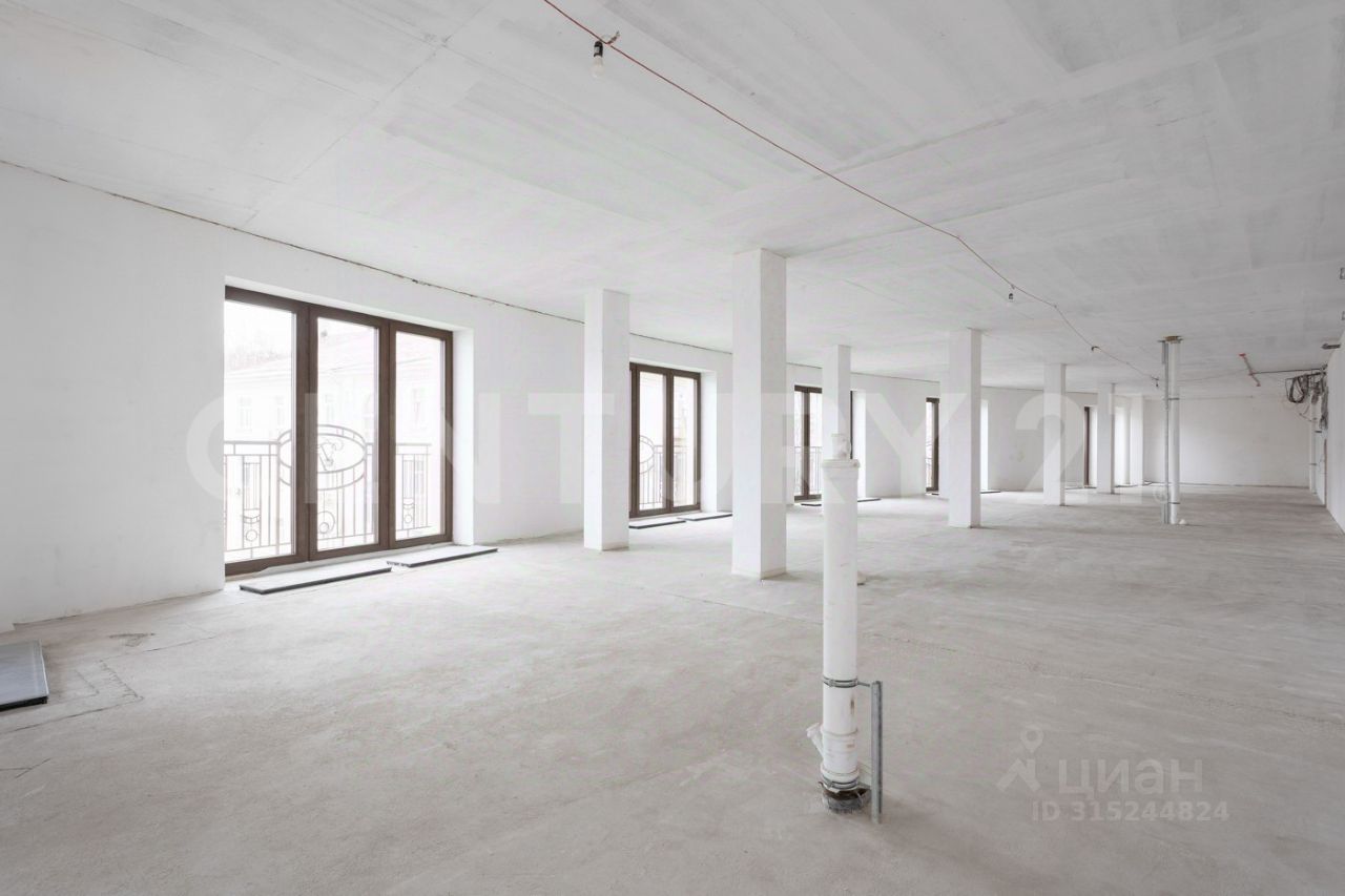 Продажа 5-комн квартиры на вторичном рынке Газетный переулок, 13С1