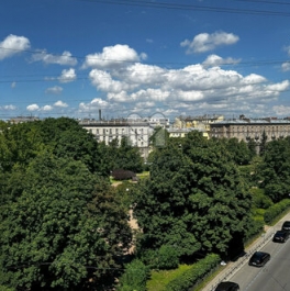 Продажа 2-комн квартиры на вторичном рынке Малый ПС пр-кт,  д. 79-81-83