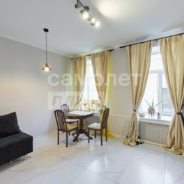 Продажа 4-комн квартиры на вторичном рынке ул Тверская,  д. 12,  к. 6