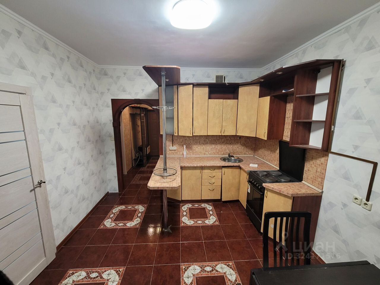 Продажа 1-комн квартиры на вторичном рынке Лобня, Фестивальная улица,  д. 8к2