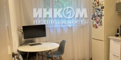 1-комн квартира ул Конёнкова,  д. 21