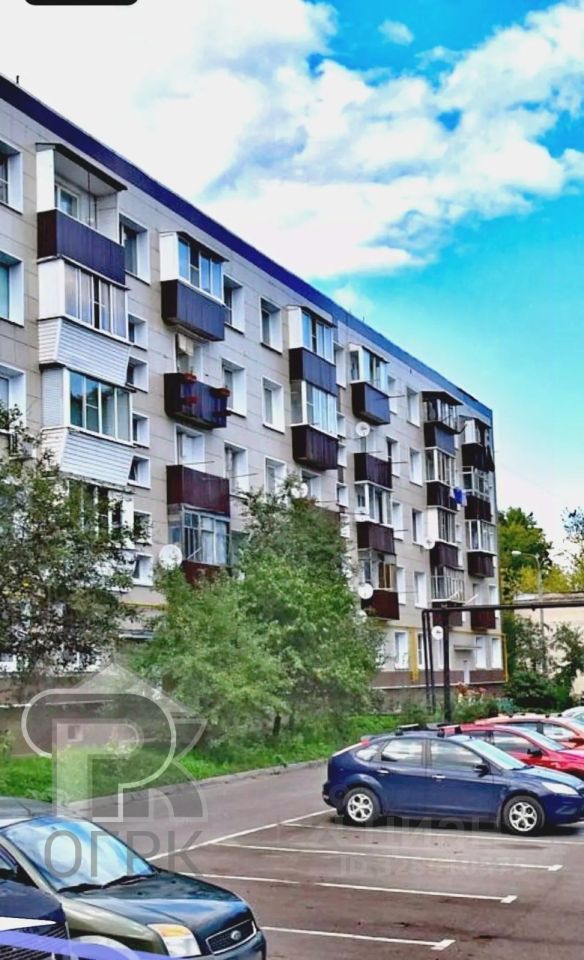 Продажа 3-комн квартиры на вторичном рынке пос. Петровское,  д. 130