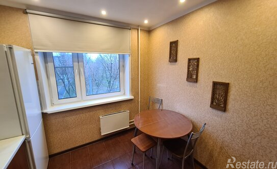 Продажа 1-комн квартиры на вторичном рынке Весёлая улица,  д. 3