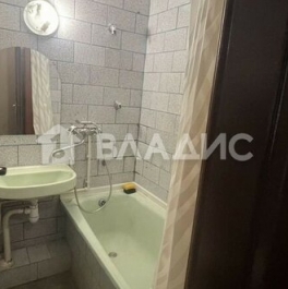 Продажа 1-комн квартиры на вторичном рынке Парковая 16-я ул,  д. 17/77