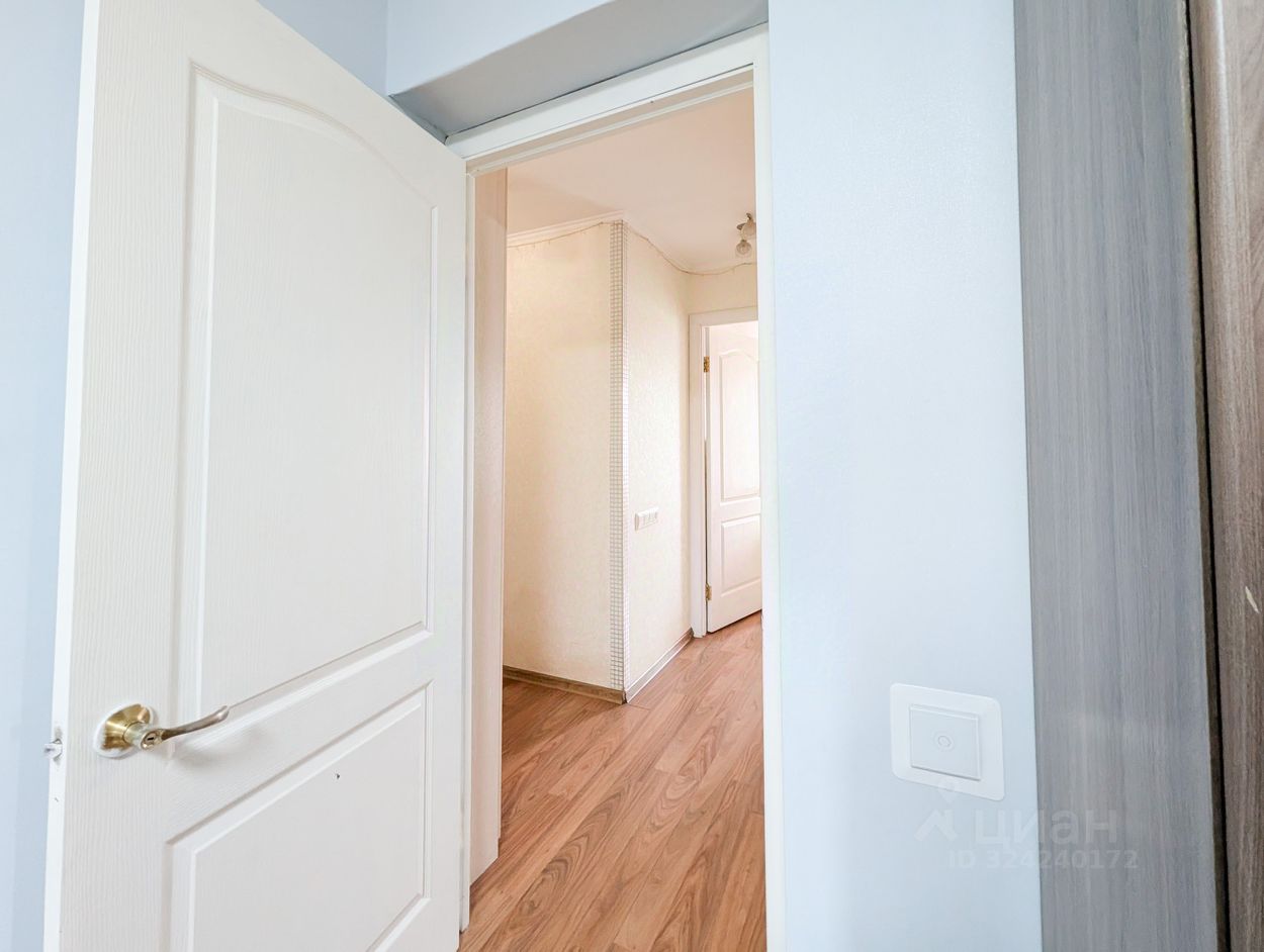 Продажа 3-комн квартиры на вторичном рынке Сумской проезд, 17К2